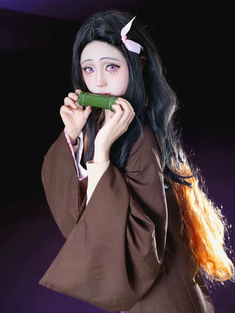 Cosplay nezuko hình tượng đáng yêu pha nét mạnh mẽ