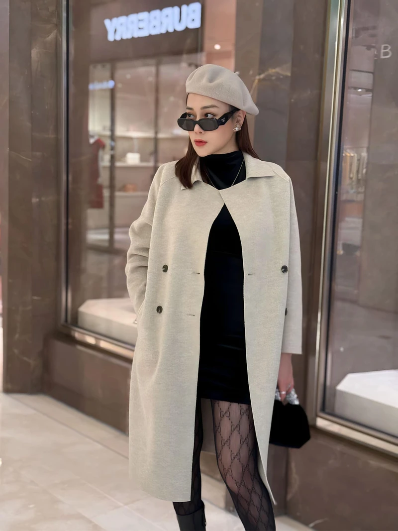Ảnh Nữ diễn viên Phương Oanh với vẻ đẹp dịu dàng cuốn hút