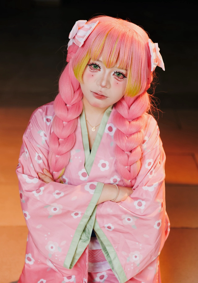 Ảnh cosplay Mitsuri đáng yêu tạo nét cực hút