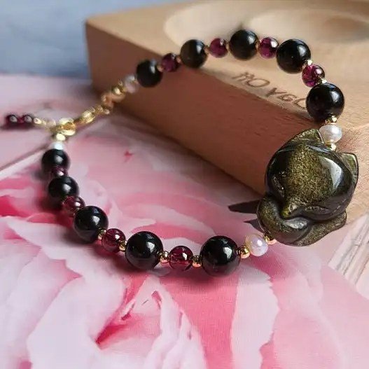 Hồ Ly Chúa Hợp Với Tuổi Nào Để Thu Hút Vượng Khí?