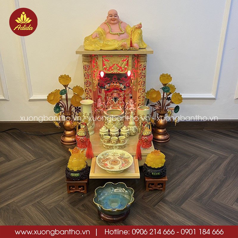An vị đồ thờ cúng sau khi bao sái bàn thờ Thần Tài
