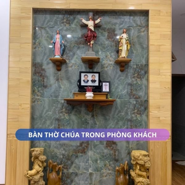 Bàn Thờ Chúa Và Bàn Thờ Gia Tiên: Cách Đặt Đúng Cách