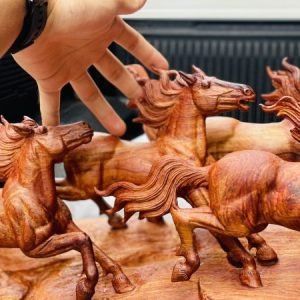 Bát Mã Truy Phong Gỗ Sụn Cẩm Việt Ngang 1m07 -12