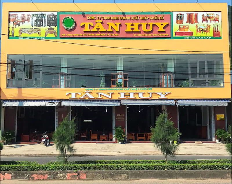 Bộ bàn ăn gỗ tại công ty nội thất Phú Yên Tân Huy