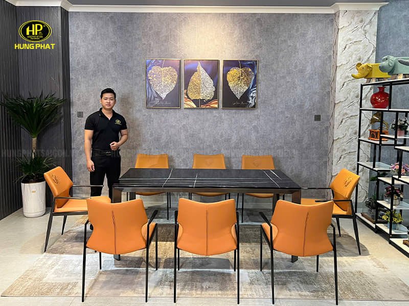 Bộ bàn ăn mặt đá cẩm thạch được ưa chuộng tại Cà Mau