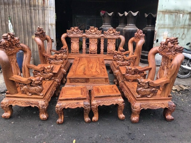 Bộ bàn ghế gỗ Cẩm Lai tay 14 sang trọng cho phòng khách