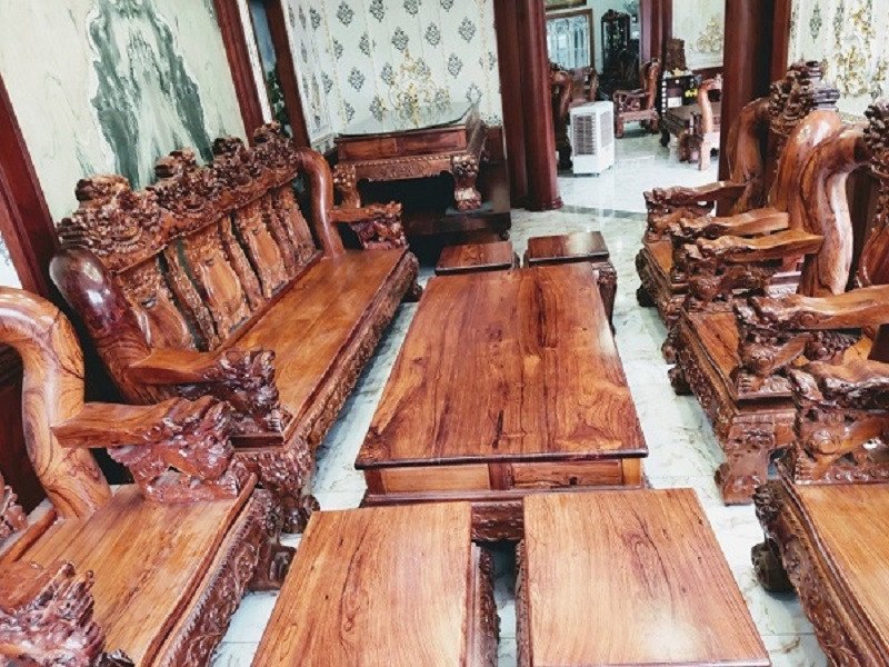Bộ bàn ghế gỗ nguyên khối Cẩm Lai sang trọng cho không gian lớn