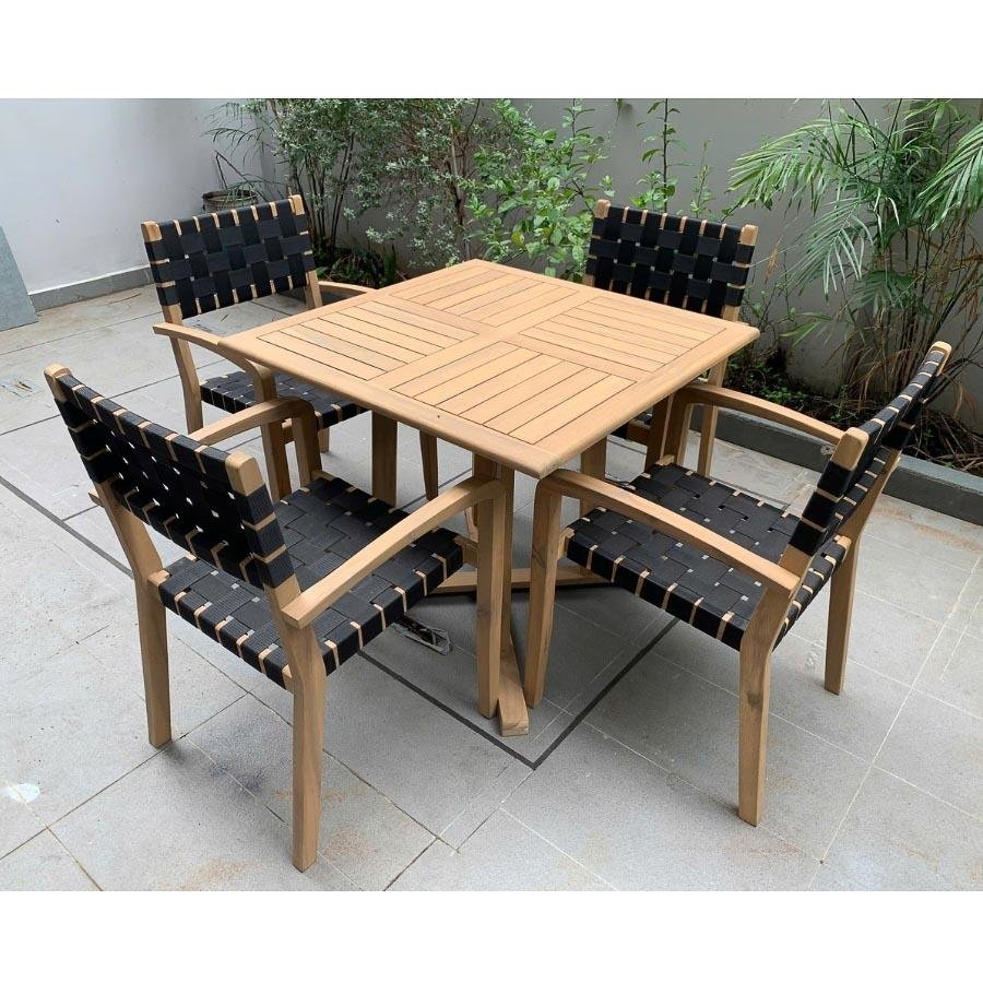 Bộ bàn ghế ngoài trời làm từ gỗ Tếch cao cấp, thiết kế sang trọng và bền bỉ với thời tiết