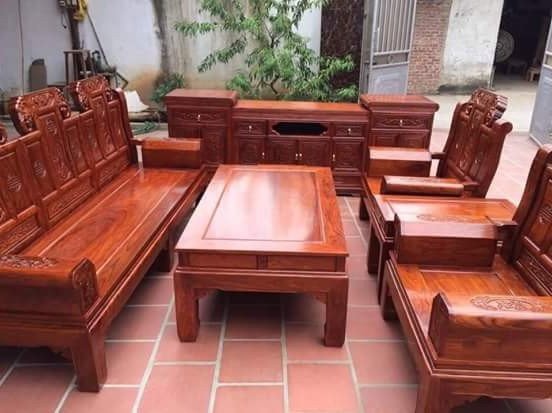 Bộ bàn ghế phòng khách sang trọng bằng gỗ lim
