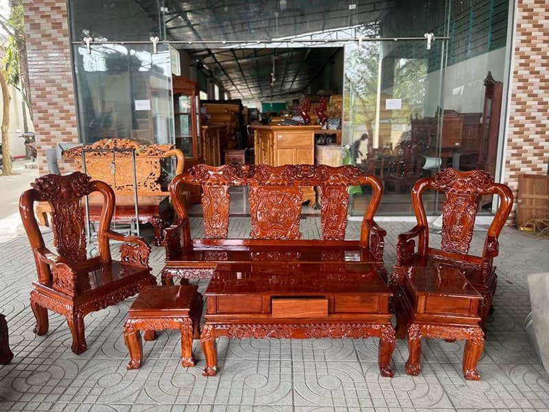 Các sản phẩm đồ gỗ tại cửa hàng nội thất Thanh Tùng