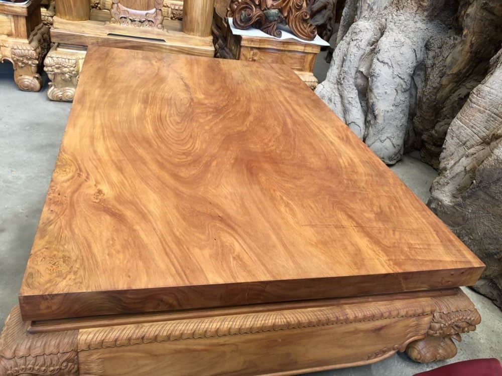 Chiếu ngựa hay sập gỗ gõ với vân gỗ tự nhiên đẹp mắt