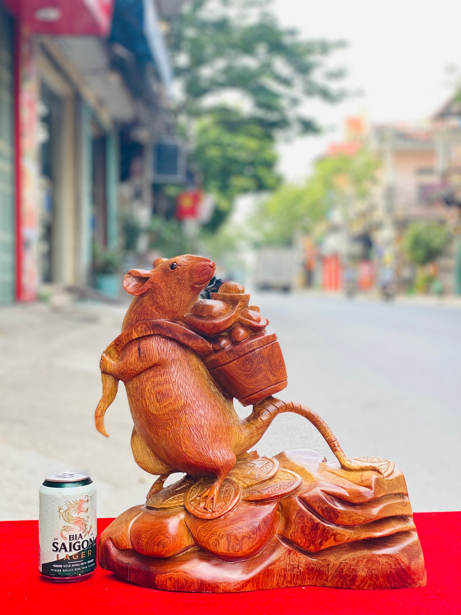 Tượng Chuột Chiêu Tài Gỗ Hương Ta Cao 37cm Tượng Chuột Chiêu Tài Gỗ Hương Ta Cao 37cm