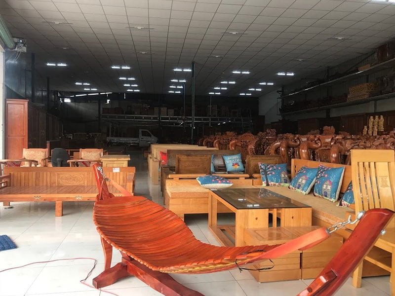 Cửa hàng đồ gỗ Minh Quốc