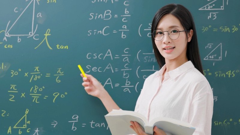 Cung hoàng đạo Song Ngư phù hợp với công việc giáo viên