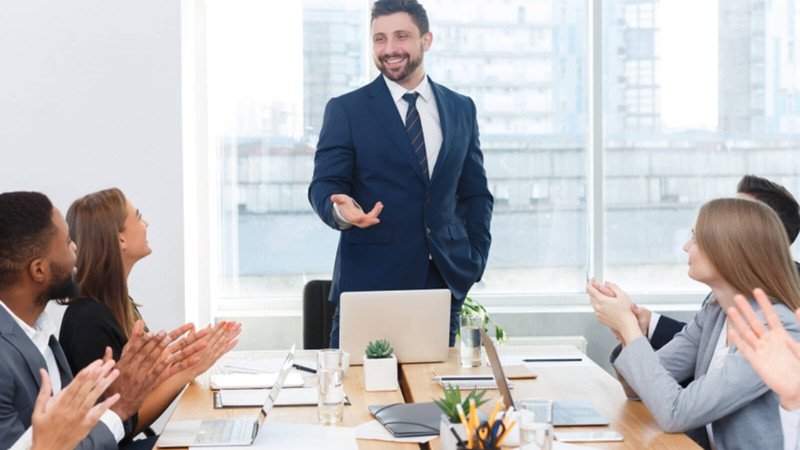 Cung Sư Tử có khả năng lãnh đạo thiên bẩm thuộc tháng 7 cung hoàng đạo gì
