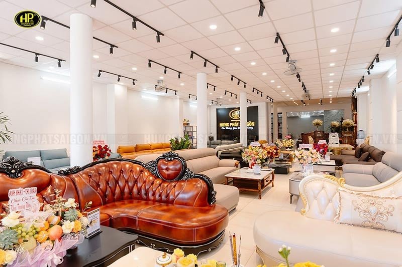 Đa dạng mẫu mã nội thất tại các cửa hàng ở Bình Thuận