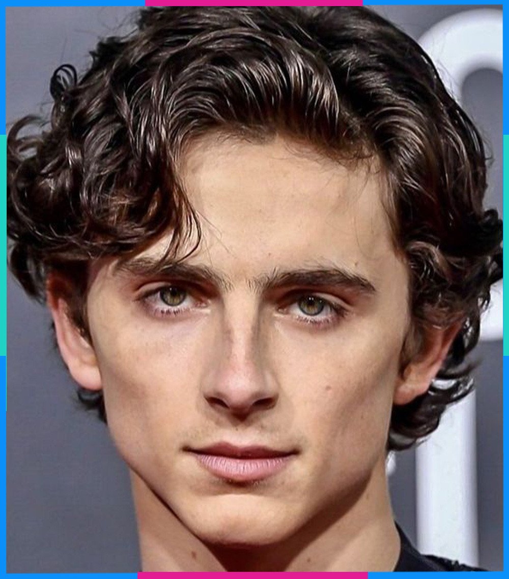 Đôi mắt nâu sáng và sắc sảo của nam diễn viên Timothée Chalamet, thuộc cung Thiên Bình.