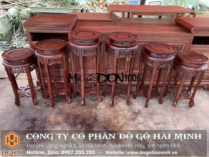 Ghế đôn tròn bằng gỗ gụ tự nhiên với vân gỗ đẹp