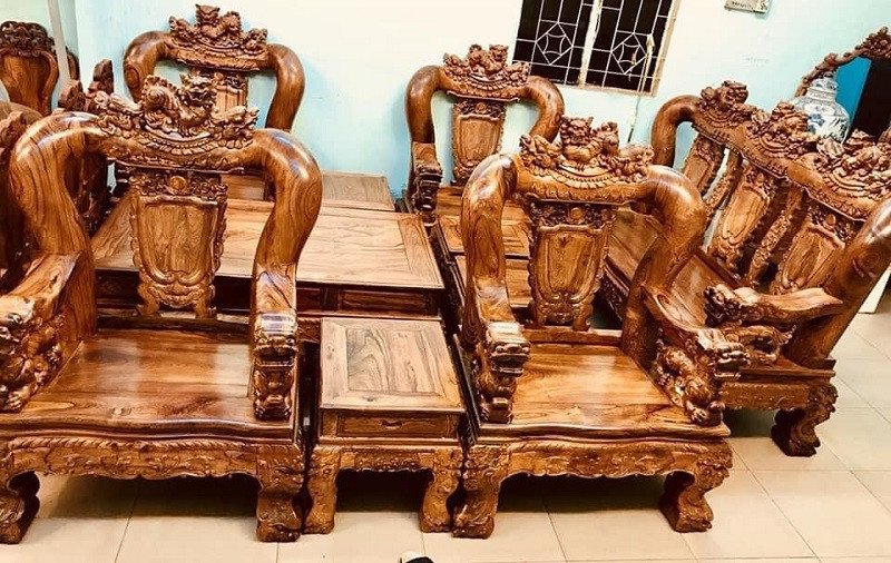 Gỗ **cẩm lai Thái Lan** sau khi xẻ thành tấm