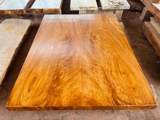 Gỗ Gõ Đỏ Là Gỗ Gì? [Ưu Điểm Nổi Bật] Ứng Dụng Của Chúng!