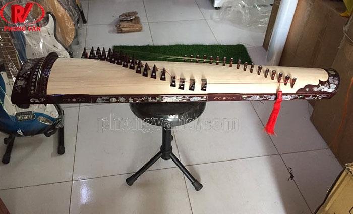 Gỗ ngô đồng chất lượng cao dùng để chế tác đàn tranh truyền thống Việt Nam