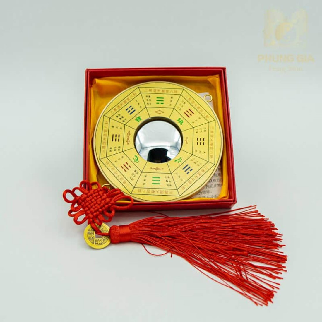 Gương Bát Quái – vật phẩm phong thủy hóa giải hướng xấu