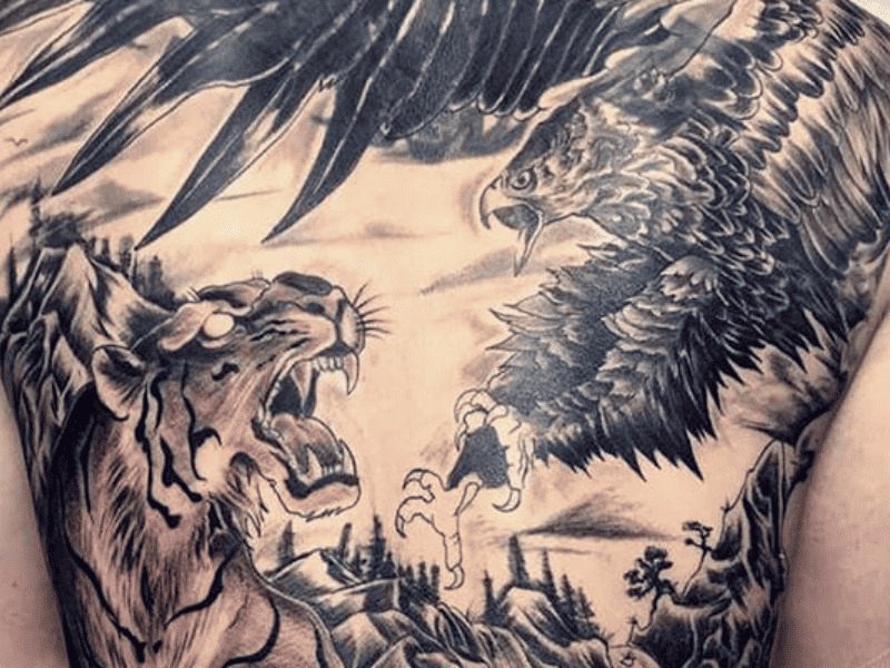 hình xăm hổ và đại bàng uy quyền