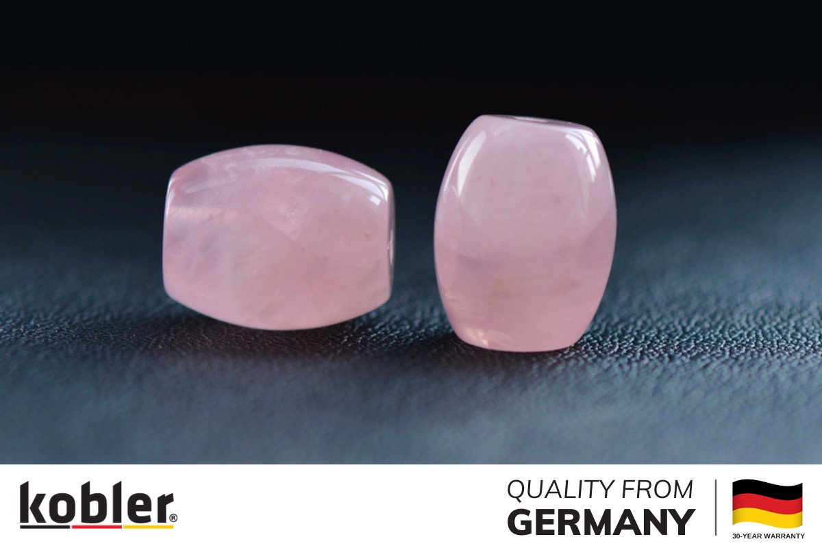 Hướng dẫn cách bảo quản và nạp năng lượng cho đá thạch anh hồng.