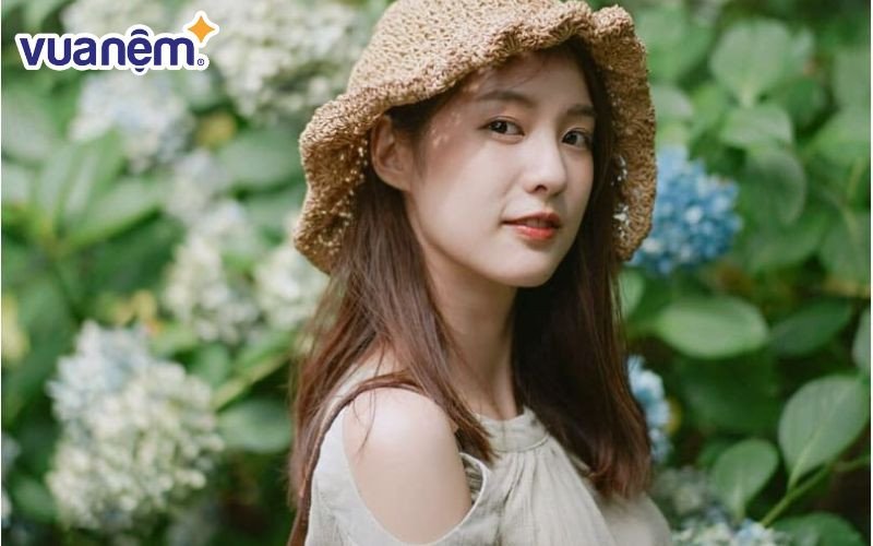 Khánh Vy tổng số nét