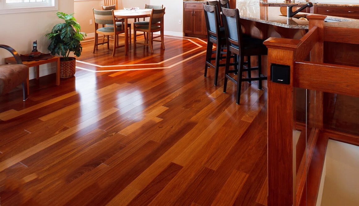 Không gian nội thất sang trọng với đồ gỗ căm xe