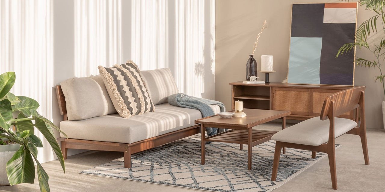 Khu vực phòng khách với nội thất gỗ hiện đại trong showroom