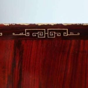 Kỷ Vuông Kê Tượng  Gỗ Vương Mộc Tử Đàn Vẽ Vàng 24k Cao 10cm - Hình ảnh 4