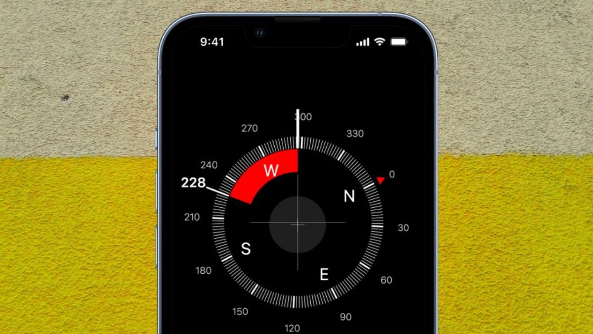 La bàn phong thủy chỉ dẫn hướng tốt xấu cho việc xây nhà của tuổi Bính Tuất