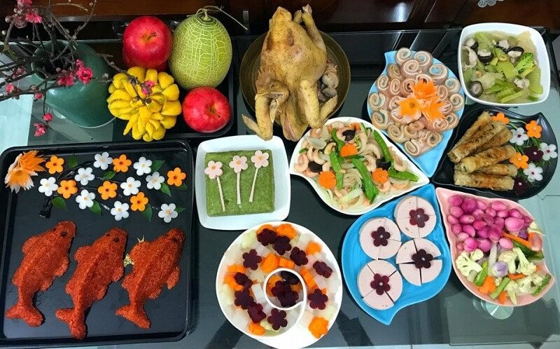 Mâm cơm cúng ông Công ông Táo thịnh soạn 10 món bày trí đẹp mắt