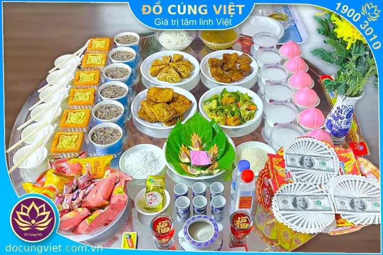 Mâm cúng rằm 15 hàng tháng đơn giản với xôi chè và hương hoa