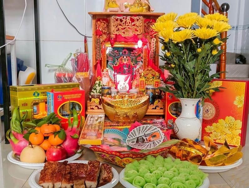 Mâm cúng Thần Tài mùng 10 hàng tháng