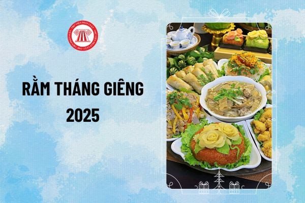 Mâm cúng truyền thống với hương hoa, trái cây trong lễ cúng Rằm tháng Giêng năm Ất Tỵ