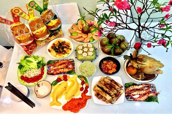 Mâm lễ cúng ông Công ông Táo trang trọng và đầy đủ vật phẩm