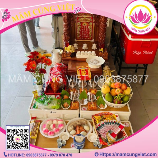 Mâm lễ vật cúng Thần Tài Thổ Địa mùng 10 hàng tháng đầy đủ, tươm tất