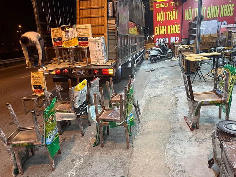 Mặt tiền Cửa hàng nội thất Đình Khỏe tại Gia Lộc, Hải Dương