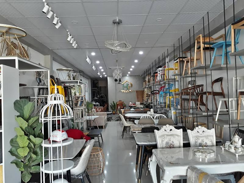 Mặt tiền cửa hàng nội thất HAPPY giá rẻ ở Phan Thiết