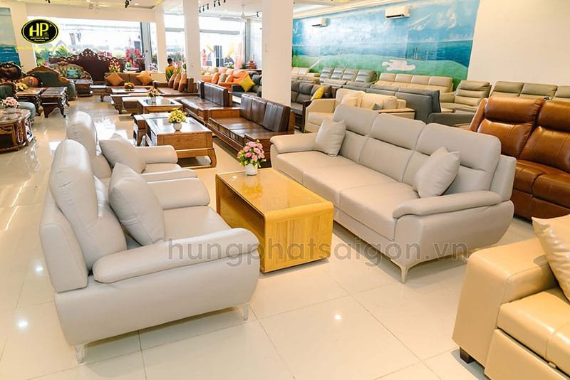 Mặt tiền showroom nội thất Hưng Phát Sài Gòn tại thành phố Bà Rịa