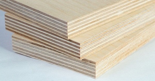 Mẫu gỗ Plywood có lớp hoàn thiện từ ván gỗ Sồi Trắng (White Oak) phổ biến