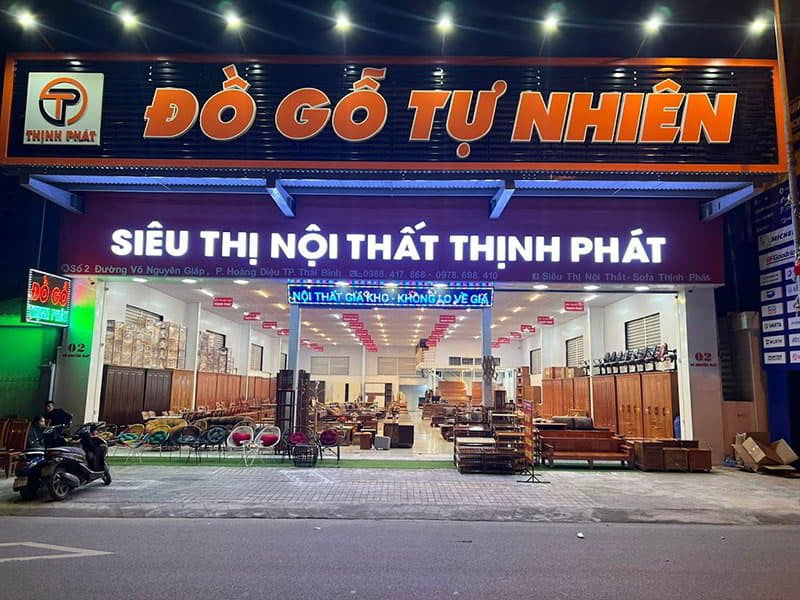 Một góc trưng bày sản phẩm tại siêu thị nội thất lớn ở Thái Bình