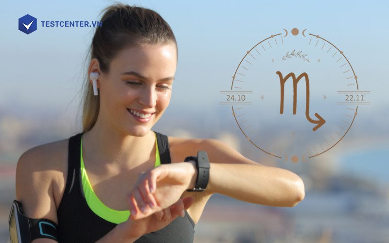Một người phụ nữ có vẻ mặt trầm tư, thể hiện sự sâu sắc của Bọ Cạp