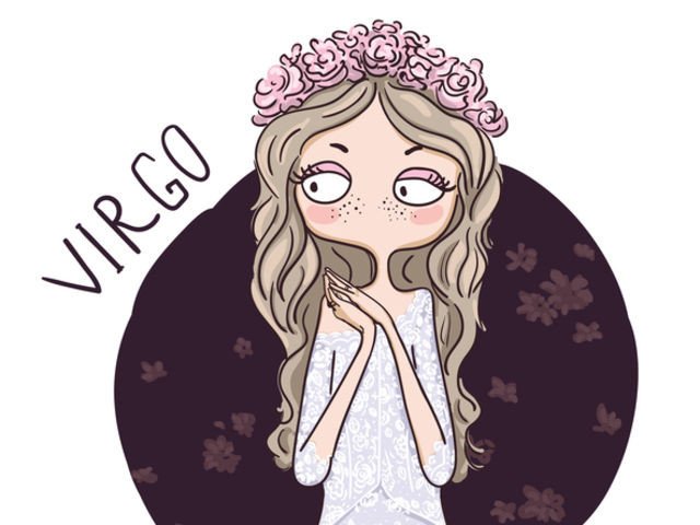 Người phụ nữ làm việc trên máy tính, thể hiện sự tỉ mỉ của người tuổi Dần cung Xử Nữ 1998