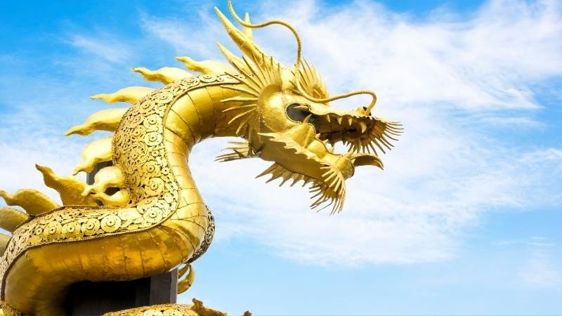 Người sinh năm 2000 cầm tinh con Rồng mang mệnh Kim
