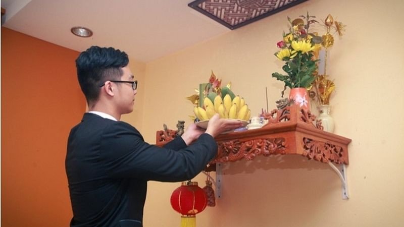 Người thực hiện tỉa chân nhang cần ăn mặc lịch sự, giữ tâm tịnh
