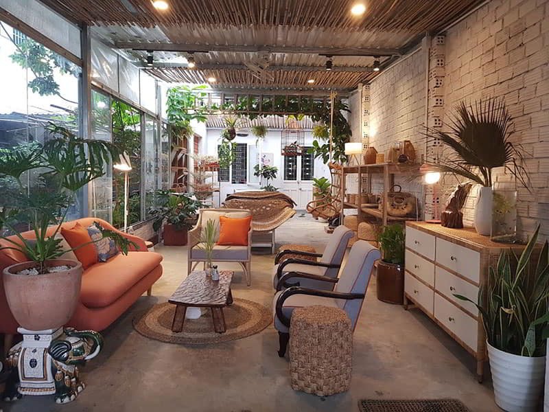 Những món đồ trang trí tại cửa hàng Tạp Hóa Decor