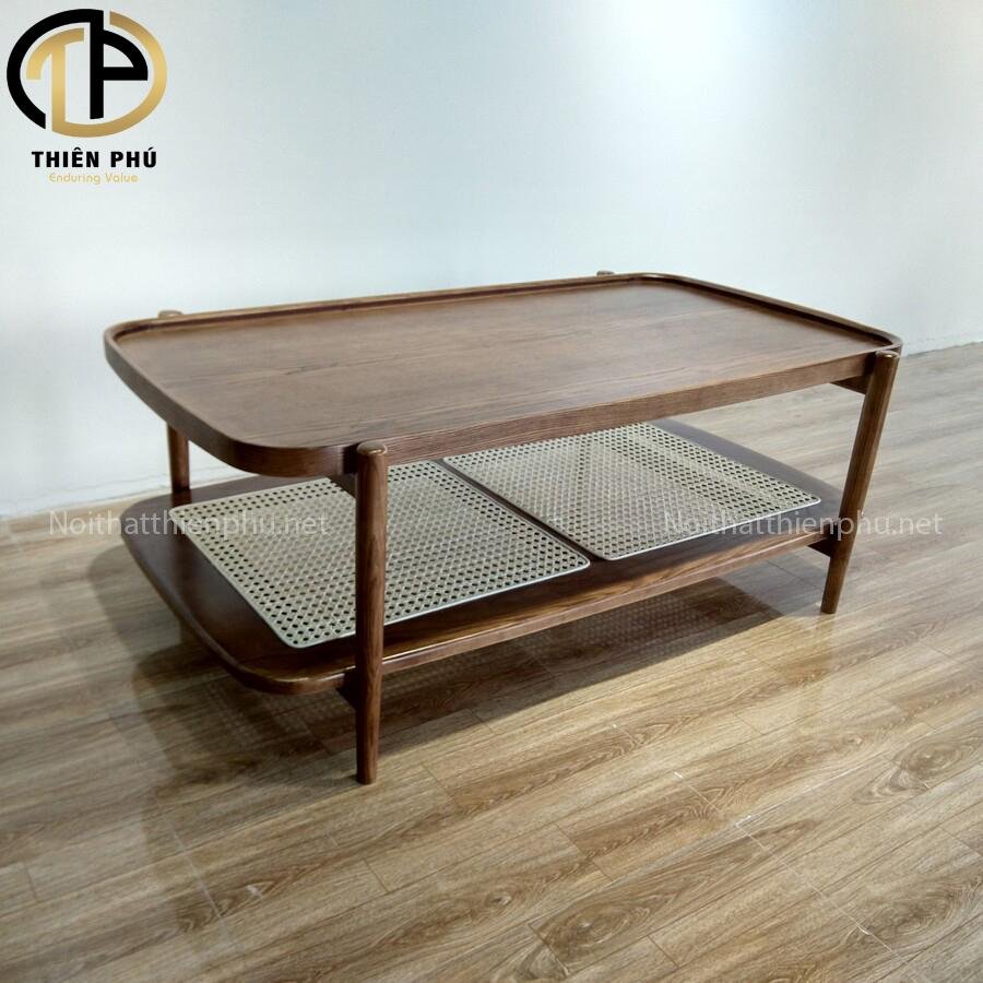 Bộ bàn ghế phòng khách làm từ gỗ tần bì với thiết kế đơn giản nhưng hiện đại và ấm cúng